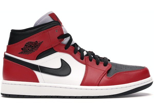 https://res.cloudinary.com/dyql5hig8/image/upload/v1697222149/migrated/Air-Jordan-1-Mid-Chicago-Toe-Product.jpg