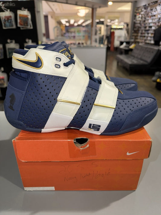 Nike LeBron Zoom 20-5-5 Four Horseman Sample